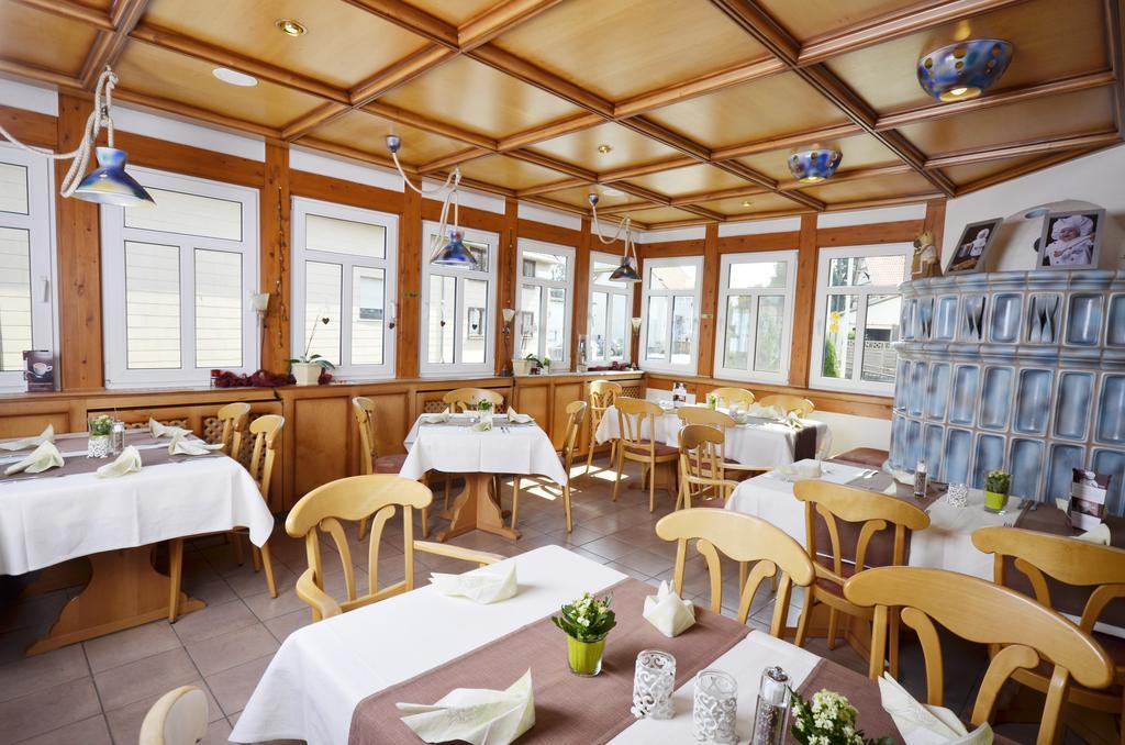 Hotel Zur Schmiede Alsfeld Buitenkant foto